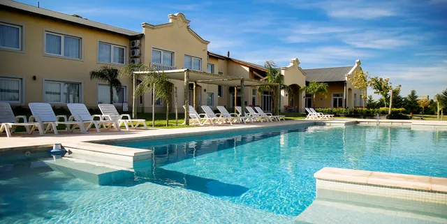 Howard Johnson Trenque Lauquen