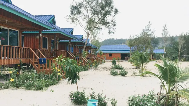Koh Rong Sweet Resort
