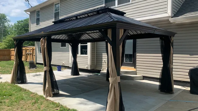 Custom Carports and Shelters