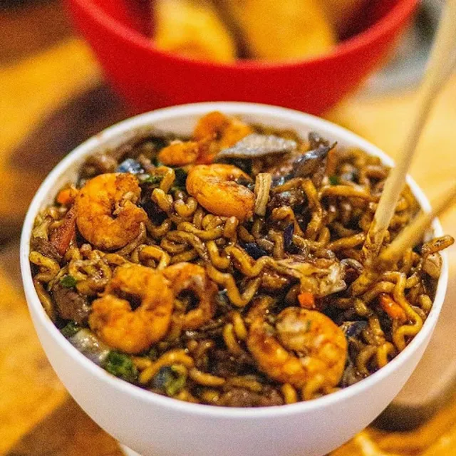 Dom Yaki - Restaurante Chinês, Delivery de Comida Chinesa, Yakissoba em Salvador BA