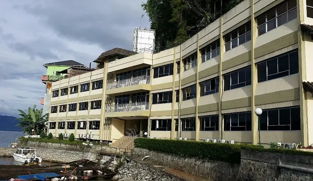Siantar Hotel Parapat