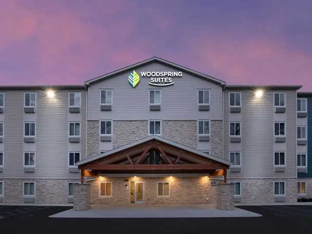 WoodSpring Suites Merrillville