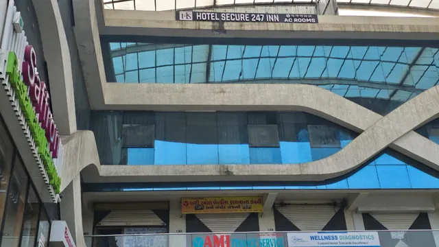 Hotel Secure 247 Inn