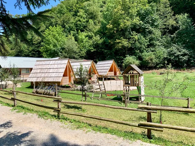 Wooden Glamp Cabin Kamna Gorica