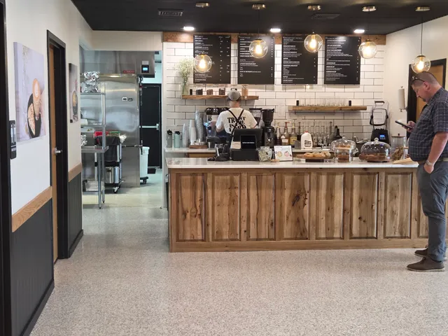 UpTown Cafe & Bakery