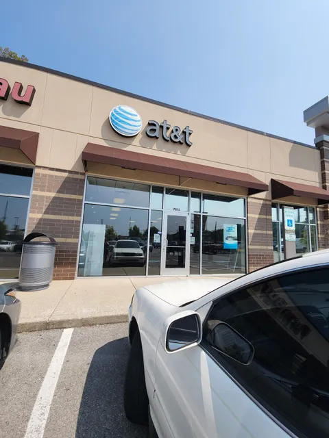 Belle Forest Shopping Center