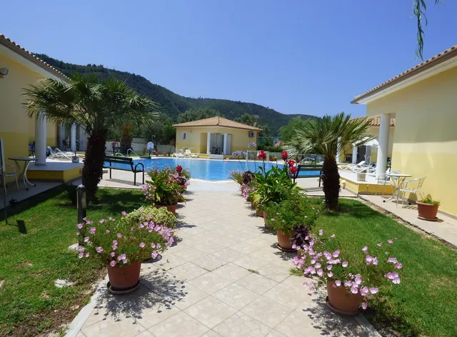 ILIAKTIDA (SUNRAY) STUDIO-VILLAS