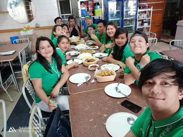 Kapit Bahay Restaurant