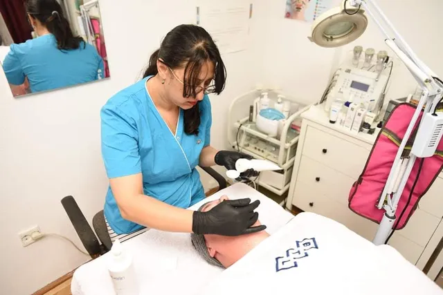 Magenta Cosmetic, Male Cosmetics