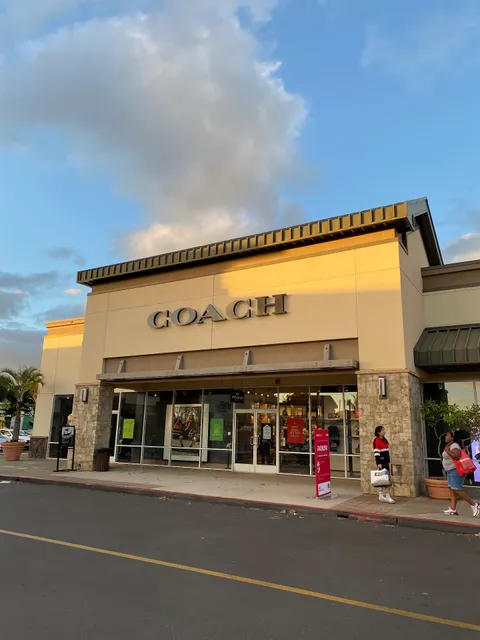 COACH Outlet