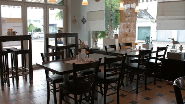 DIETZ - DER FRISCHE BÄCKER GMBH & CO. KG