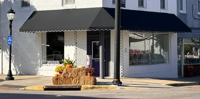 Lorraine Nicole’s Formals