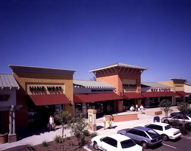 Napa Premium Outlets