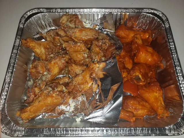 BOSS WINGS - DUPO IL. (Carry Out Only) **Video Gaming Lounge Now Open!!** (Must be 21+)