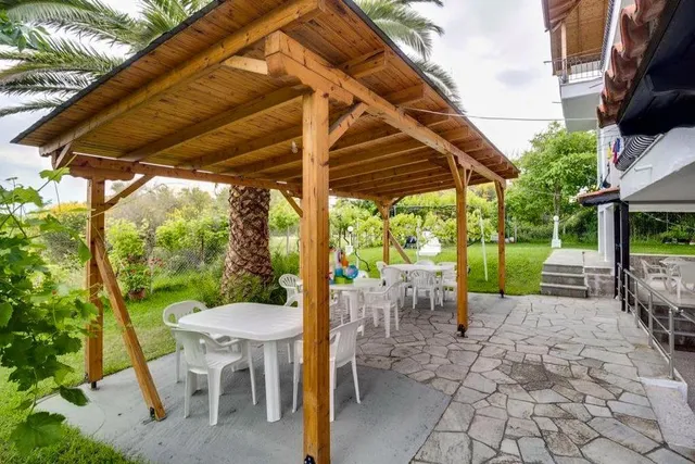 Yiannis-Rania Luxury Apartments