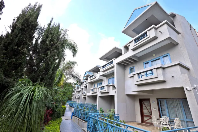 Hummingbird Resorts Mount Abu