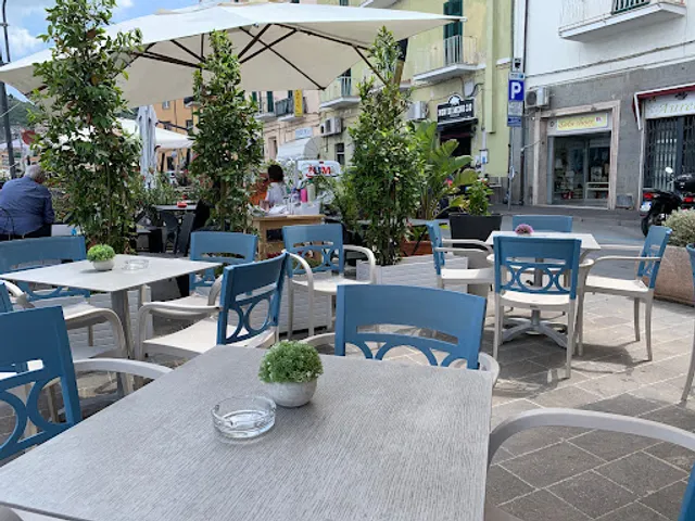 Bar Vecchio Bar Del Ministro Snc Di Palombo Angelo e c.