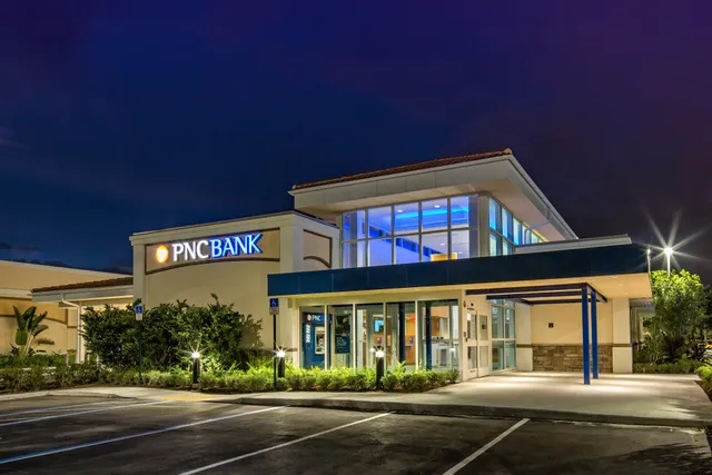 Vizcaya Square Shopping Center