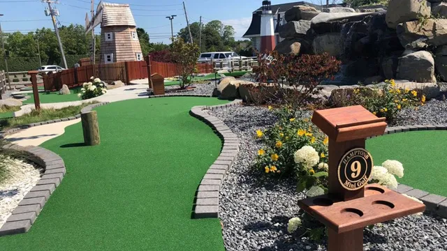 Hamptons Mini Golf