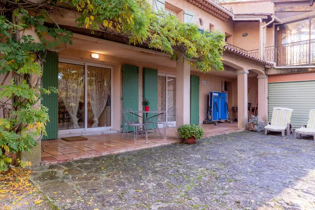 Gîte des Arbousiers