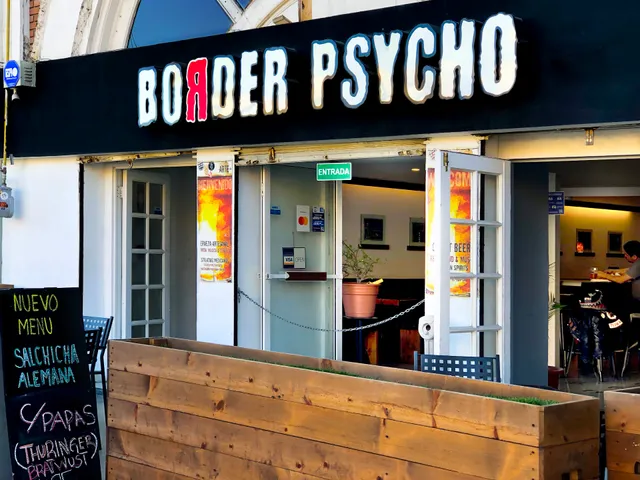 Border Psycho Cantina