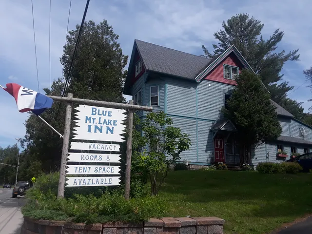 Blue Mountain Lake Inn