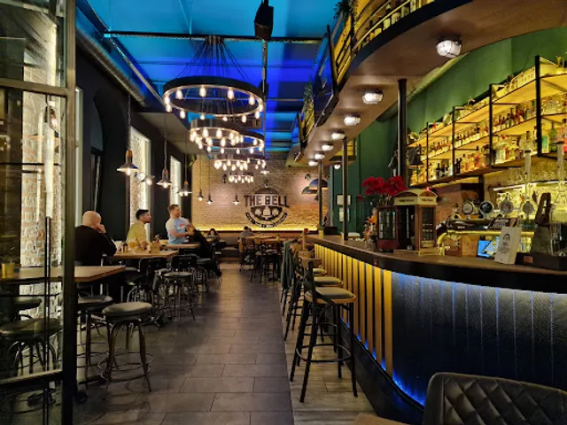 The Bell Pub-Bar-Restaurant