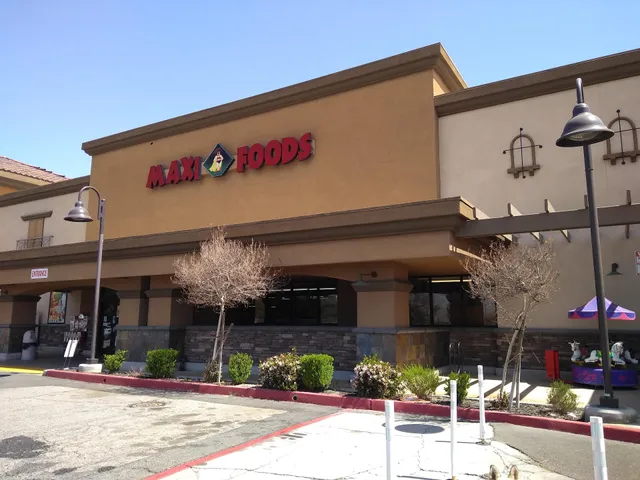 Maxi Foods