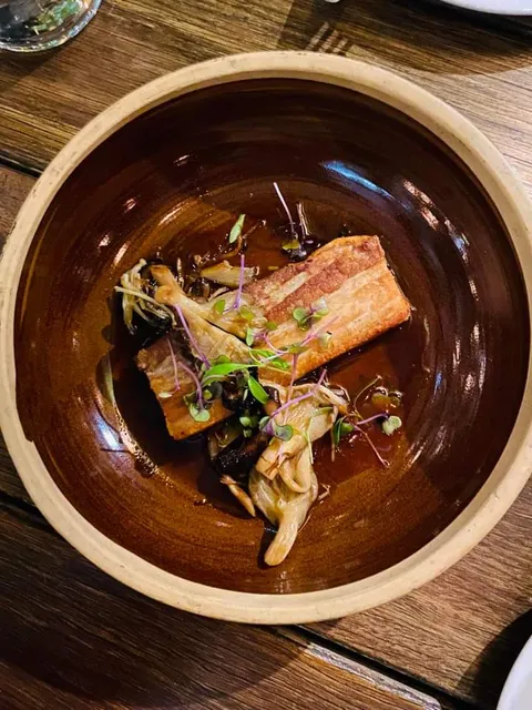 The Oakroom Kitchen & Bar