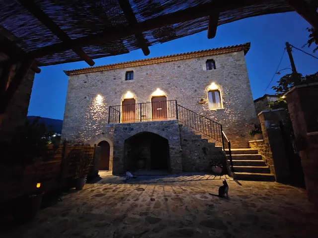 Mantineia Stone Villa-An Ethereal Getaway