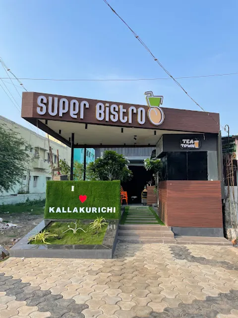 Super Bistro