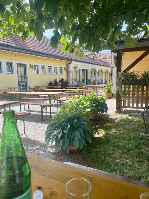 Heuriger Friedberger - ausg'steckt is' von 6. - 21. Dezember 2025