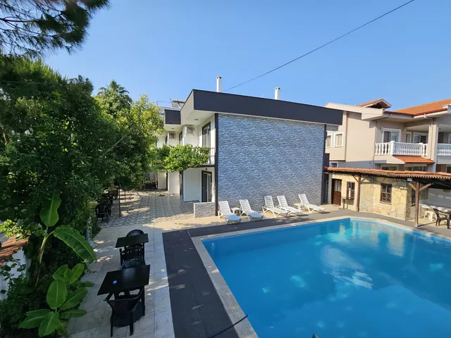 Moonlight Apart Hotel