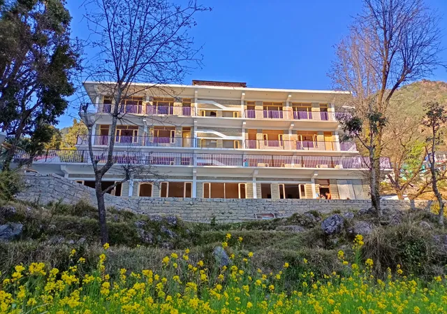 Hills Top (Dharamkot) Mcleod