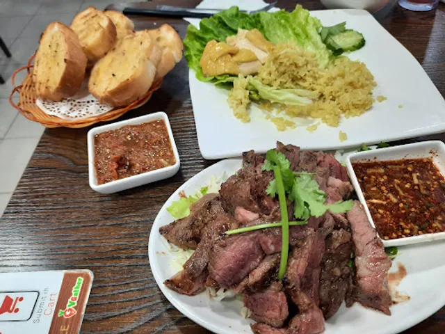 Daokeaw Thai Restaurant