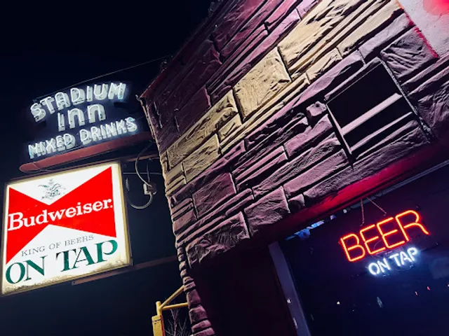 Stadium Inn