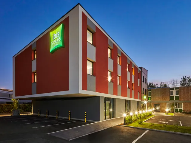 ibis Styles Évry Lisses