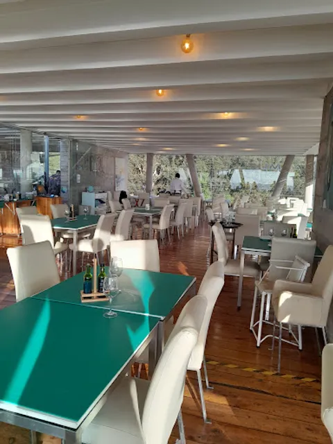 Almuelle Algarrobo Restaurant
