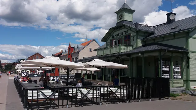 Lotsen Bar & Restaurang
