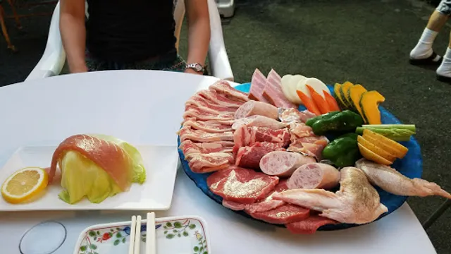 南伊豆肉の臼井