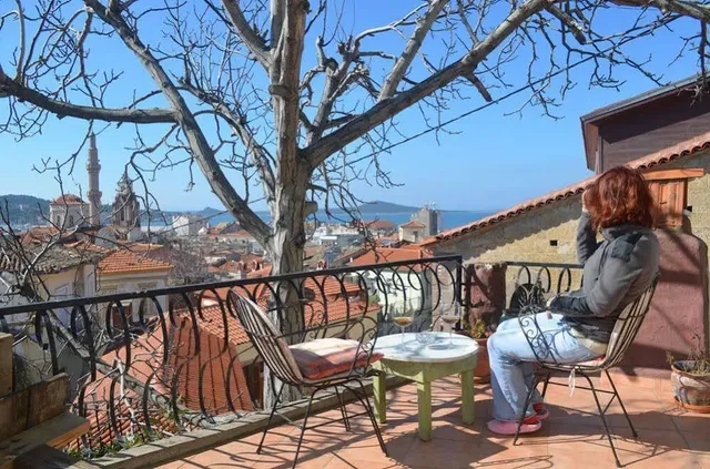 Taksiyarhis Pansiyonu