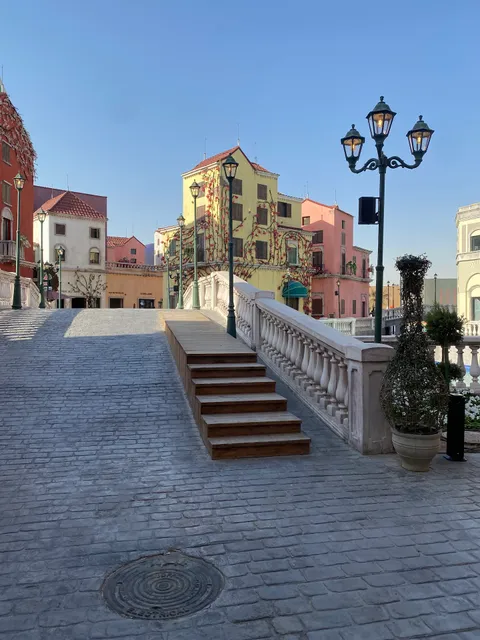 Boulevard World - Italy