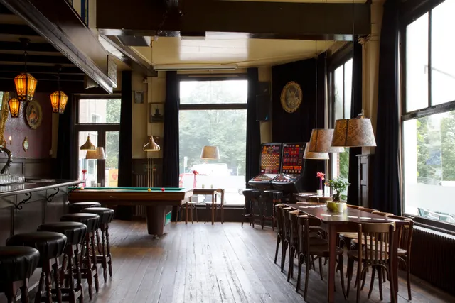 Café Bar Billiards Atlanta