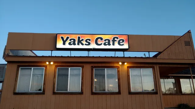 Yaks Café