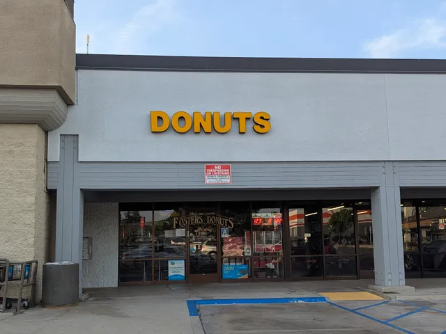 Foster's Donuts