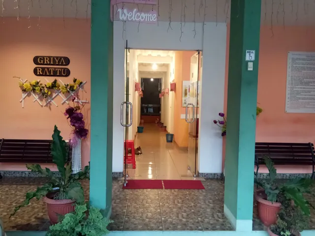 Griya Rattu Syariah Tembalang Guest House