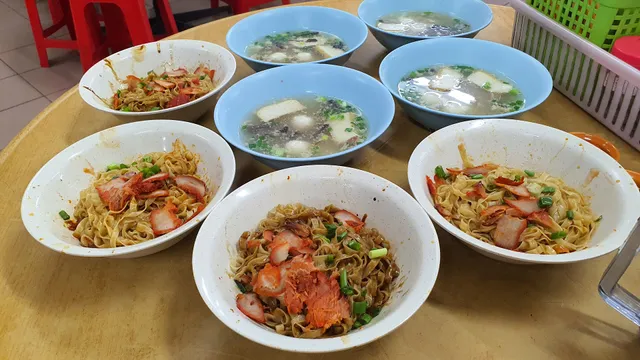 Kiang Restaurant 十五楼亚坚特制亁面, 薄, 粿條汤