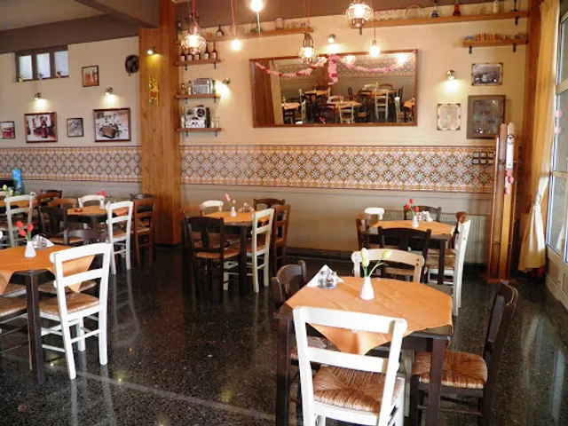 Gastro kafe Flisvos Kardaras