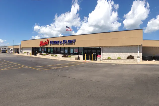 Blain's Farm & Fleet - Bloomington, Illinois