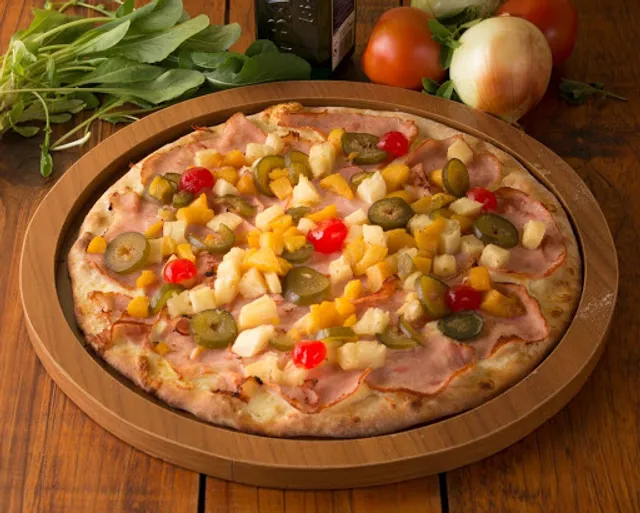 LA TAVERNA Pizzaria & Restaurante